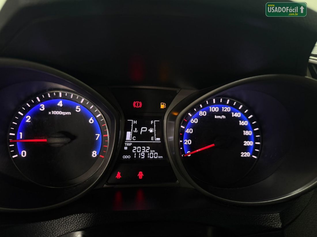 Hyundai HB20 Hatch Comfort Plus 1.6 Automático Flex 2017/2017 — foto 14 de 14