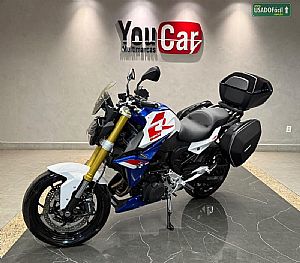 BMW BMW F 900 R Sport Plus