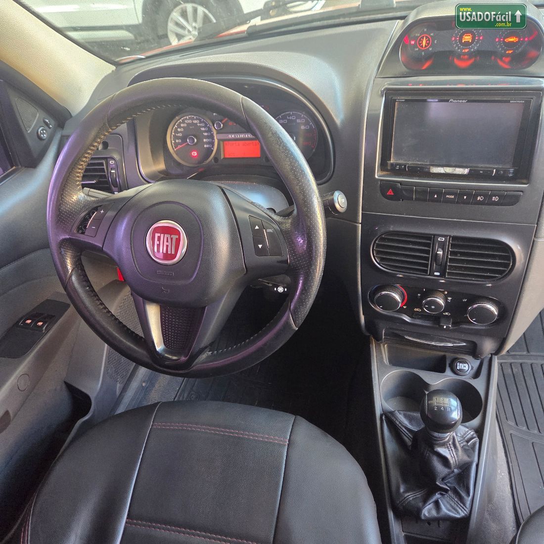 Fiat Strada Adventure CE 1.8 Flex 2014/2015 — foto 9 de 10