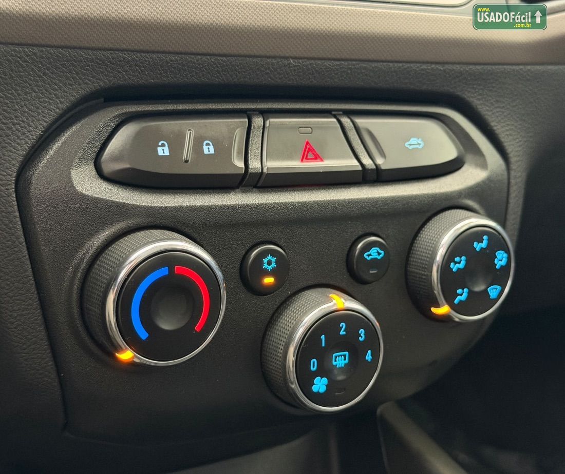 CHEVROLET/GM Prisma Sedan LTZ 1.4 FlexPower 2014/2015 — foto 8 de 12