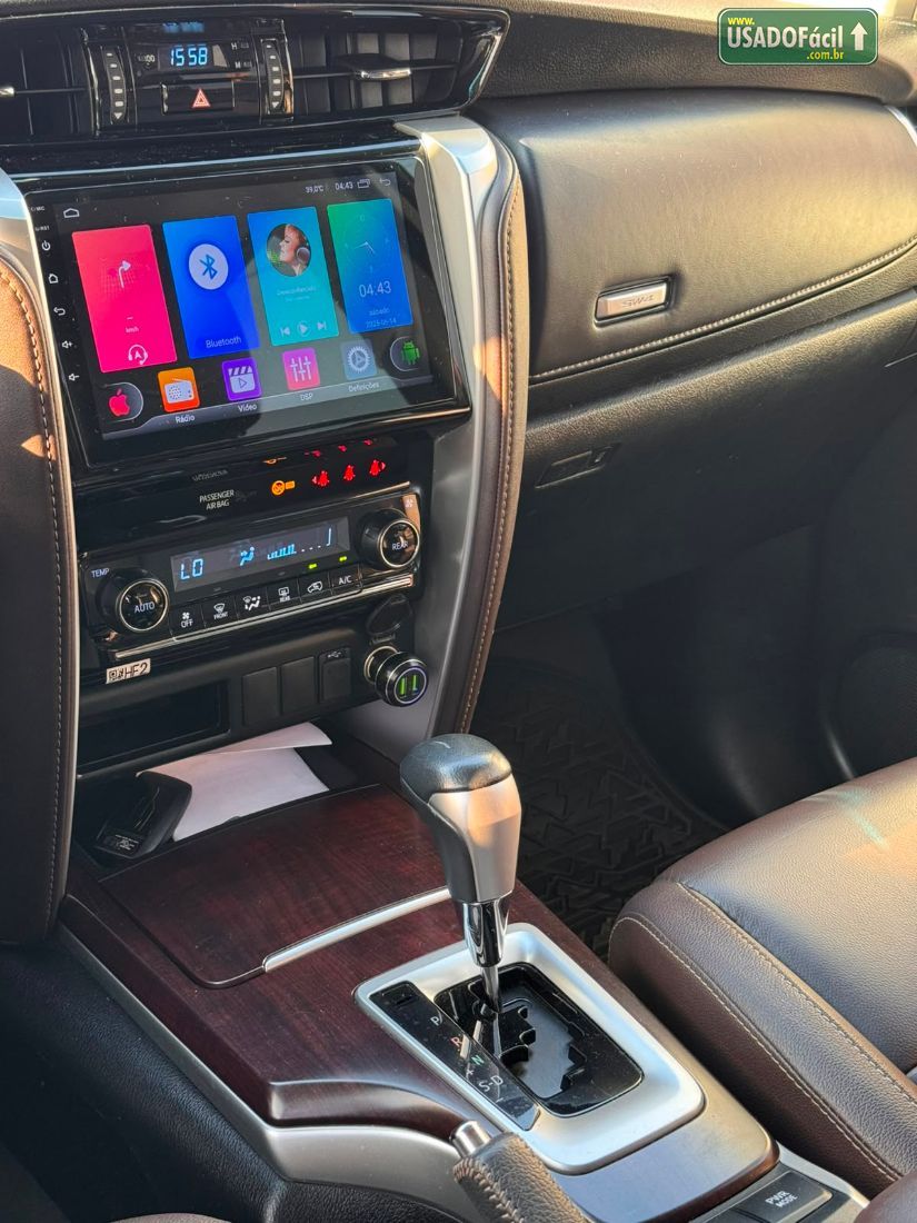 Toyota Hilux SW4 SRV 4x2 2.7 Automático Flex 2018/2019 — foto 12 de 14