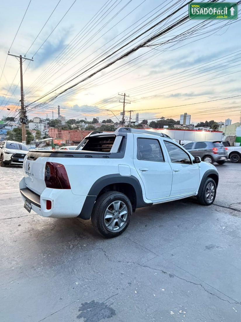 RENAULT Duster Oroch Dynamique 2.0 16V Automático Flex 2016/2017 — foto 5 de 8