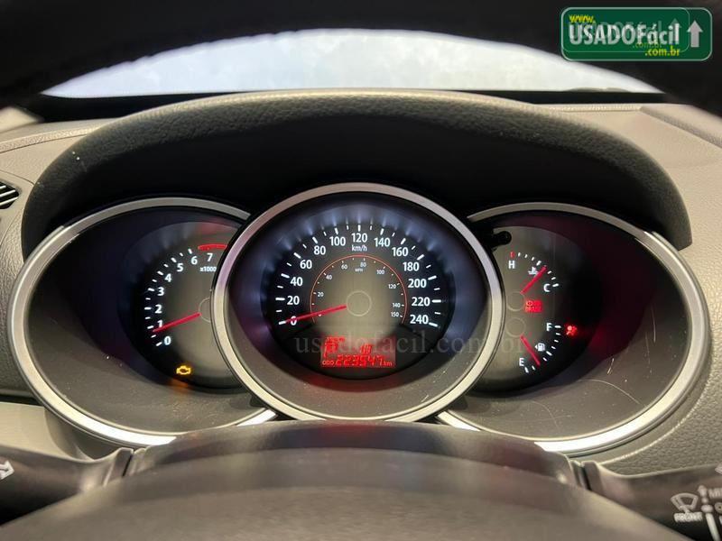 KIA MOTORS Sorento 2.4 16V 174cv 4x2 Aut. 2010/2011 — foto 5 de 11