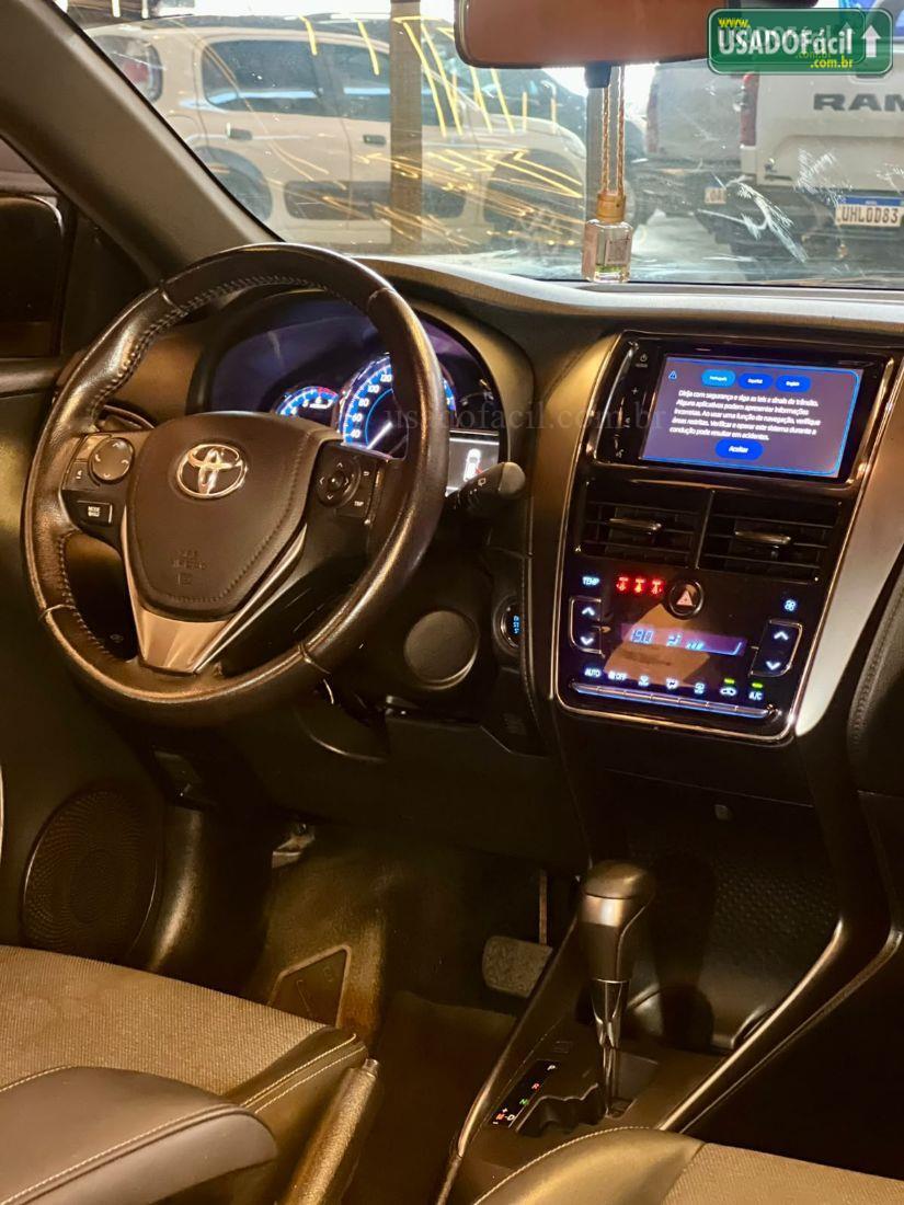 TOYOTA Yaris Hatch XS 1.5 Automático Flex 2022/2023 — foto 8 de 11
