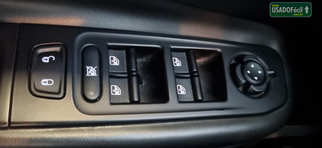 Jeep Renegade Longitude 1.8 4x2 Automático Flex 2021/2021 — foto 16 de 18