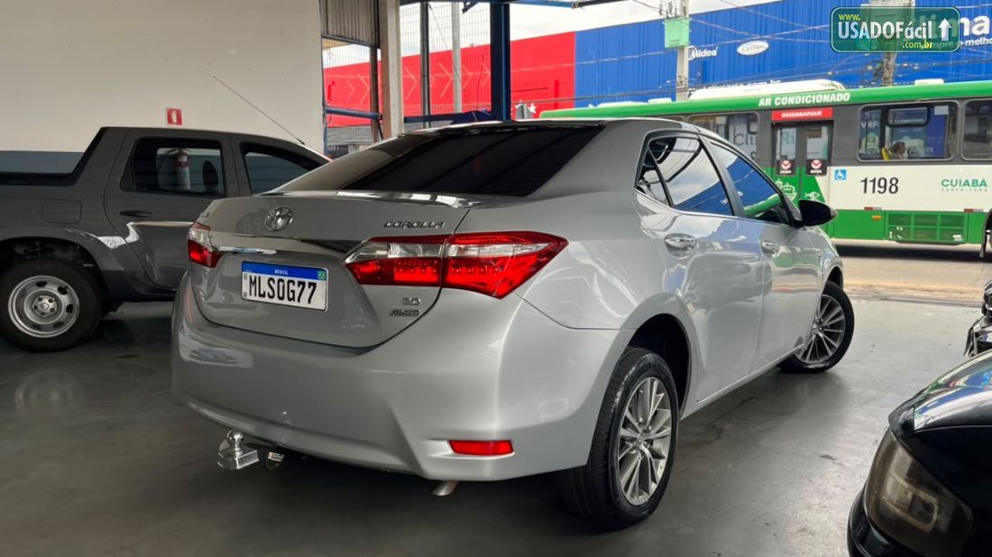 Toyota Corolla Altis Premium 2.0 Automático Flex 2014/2015 — foto 3 de 20
