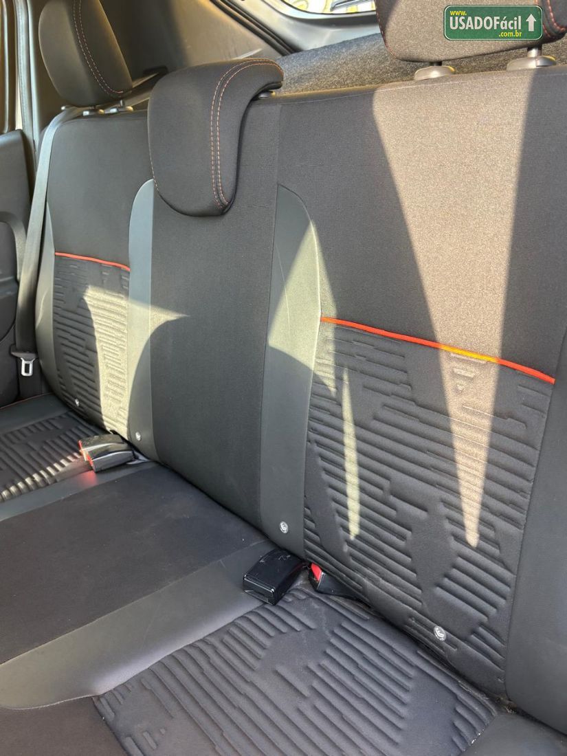 Renault Sandero Stepway 1.6 5P Flex 2019/2020 — foto 12 de 13