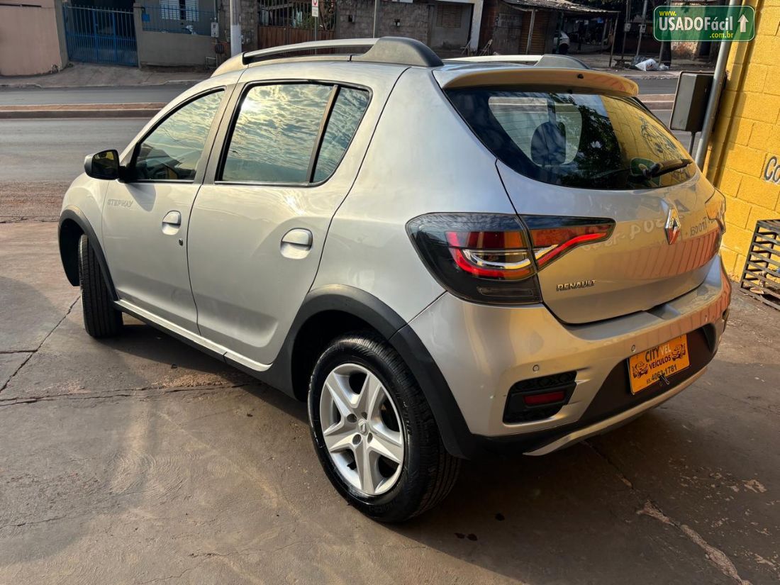 Renault Sandero Stepway 1.6 5P Flex 2019/2020 — foto 4 de 13