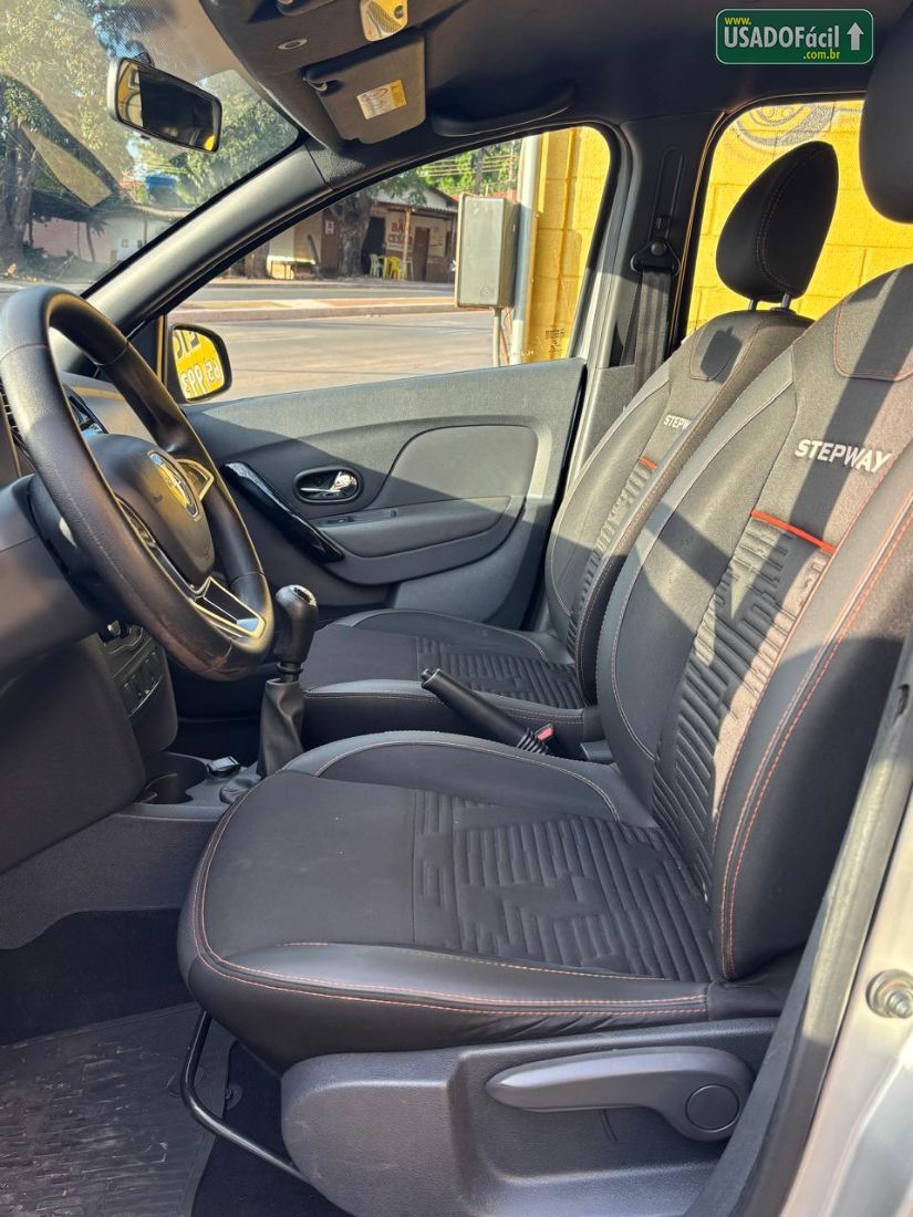 Renault Sandero Stepway 1.6 5P Flex 2019/2020 — foto 7 de 13