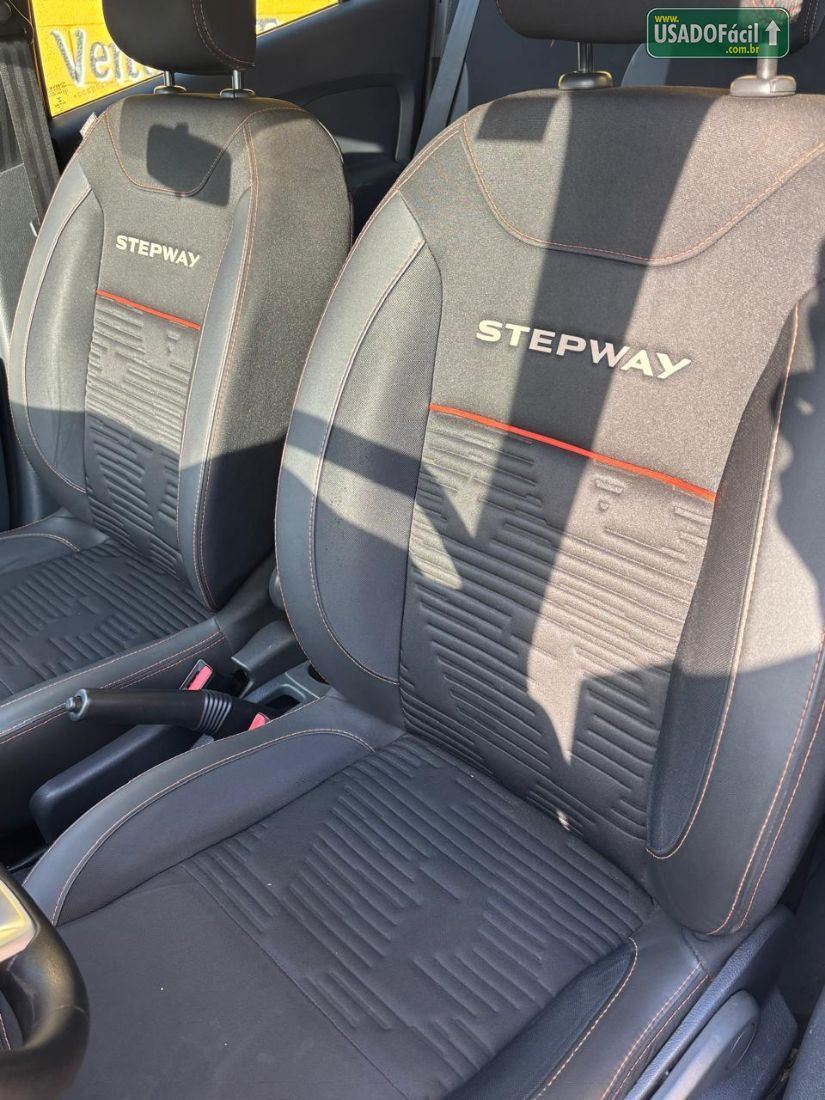 Renault Sandero Stepway 1.6 5P Flex 2019/2020 — foto 8 de 13