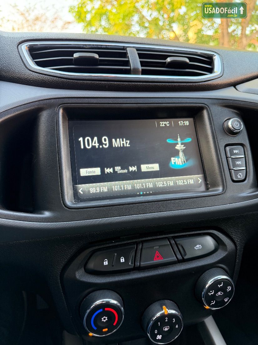 CHEVROLET/GM Onix Hatch Activ 1.4 Automático Flex 2018/2019 — foto 9 de 17