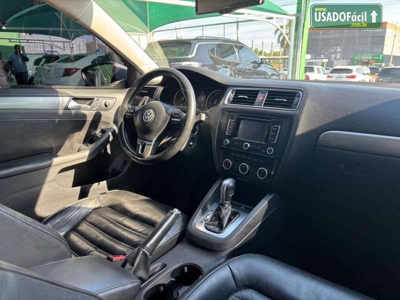 Volkswagen Jetta Highline 2.0 TSI Automático Tiptronic 2014/2014 — foto 18 de 21