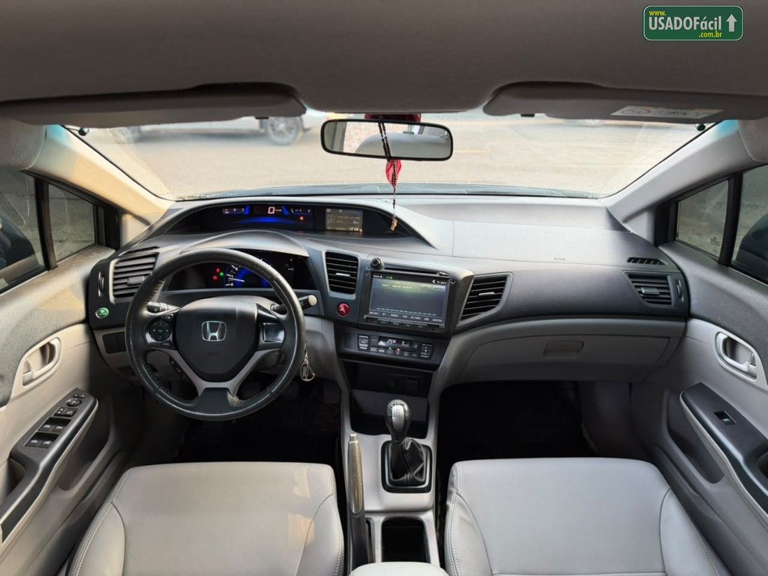 Honda Civic Sedan LXS 1.8 Mecânico 2014/2015 — foto 10 de 17