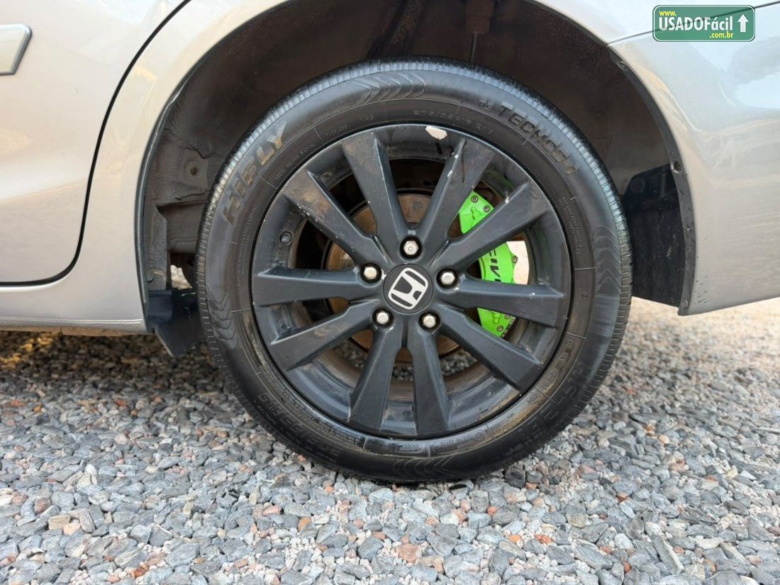 Honda Civic Sedan LXS 1.8 Mecânico 2014/2015 — foto 17 de 17