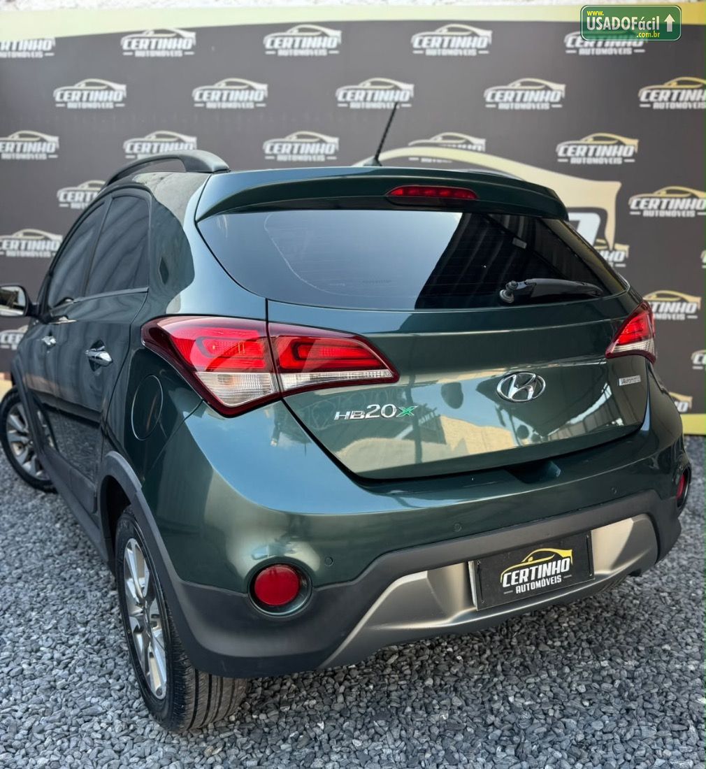 Hyundai HB20X Hatch Premium 1.6 Automático Flex 2015/2016 — foto 11 de 21