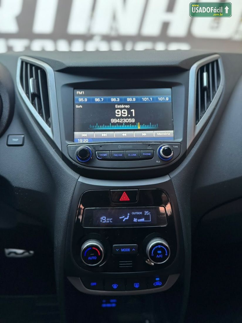 Hyundai HB20X Hatch Premium 1.6 Automático Flex 2015/2016 — foto 18 de 21