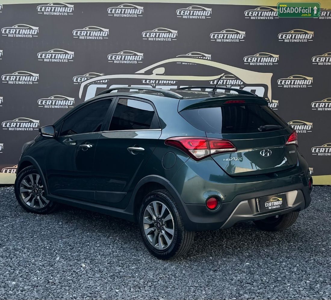 Hyundai HB20X Hatch Premium 1.6 Automático Flex 2015/2016 — foto 5 de 21