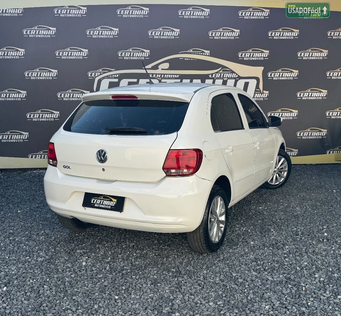 Volkswagen Gol Comfortline 1.0 4P Total Flex 2014/2015 — foto 4 de 12