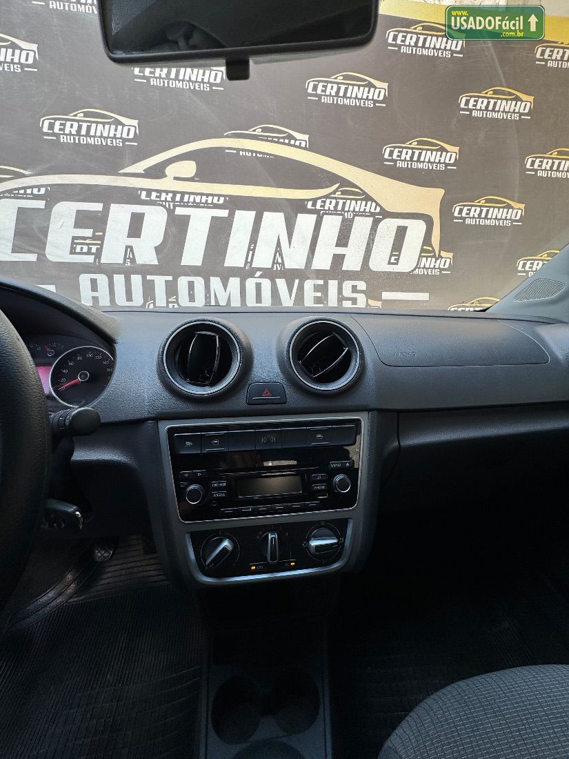 Volkswagen Gol Comfortline 1.0 4P Total Flex 2014/2015 — foto 6 de 12