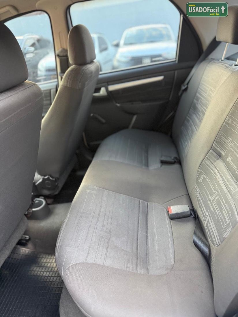 CHEVROLET/GM Prisma Sedan LT 1.4 EconoFlex 2009/2010 — foto 9 de 13