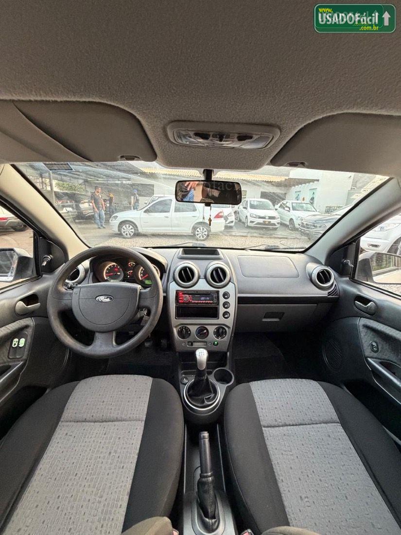 FORD Fiesta Hatch 4P Flex 2010/2011 — foto 12 de 13