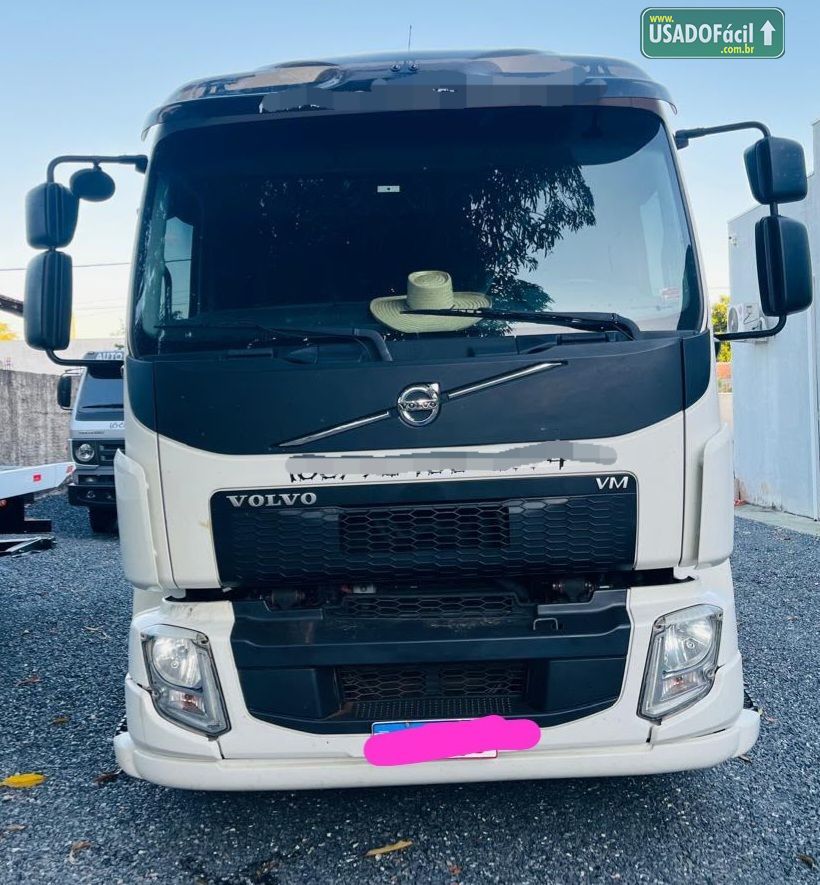 VOLVO Volvo VM 330  4X2 Guincho prancha 2016/2016 — foto 3 de 5