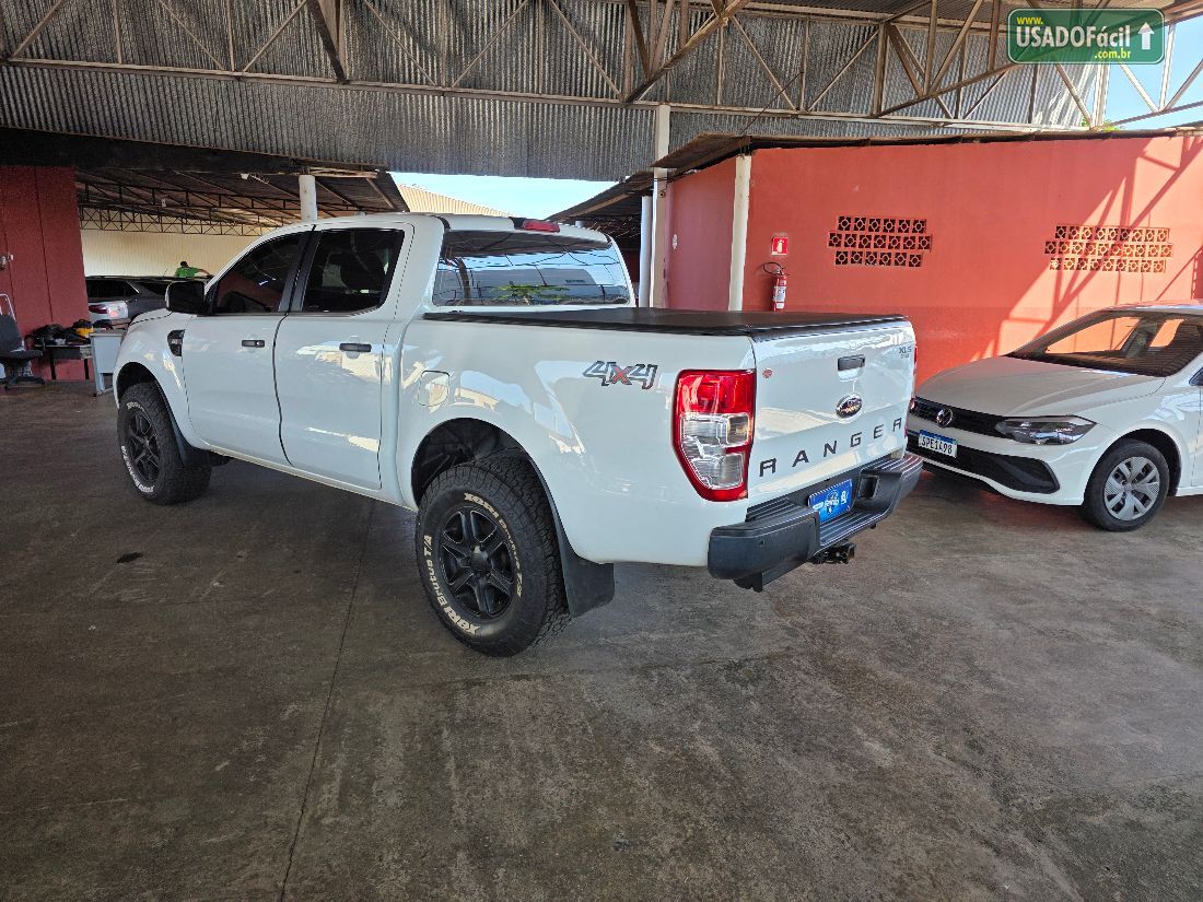 Ford Ranger XLS CD 2.2 4x4 Automático Diesel 2016/2017 — foto 3 de 12