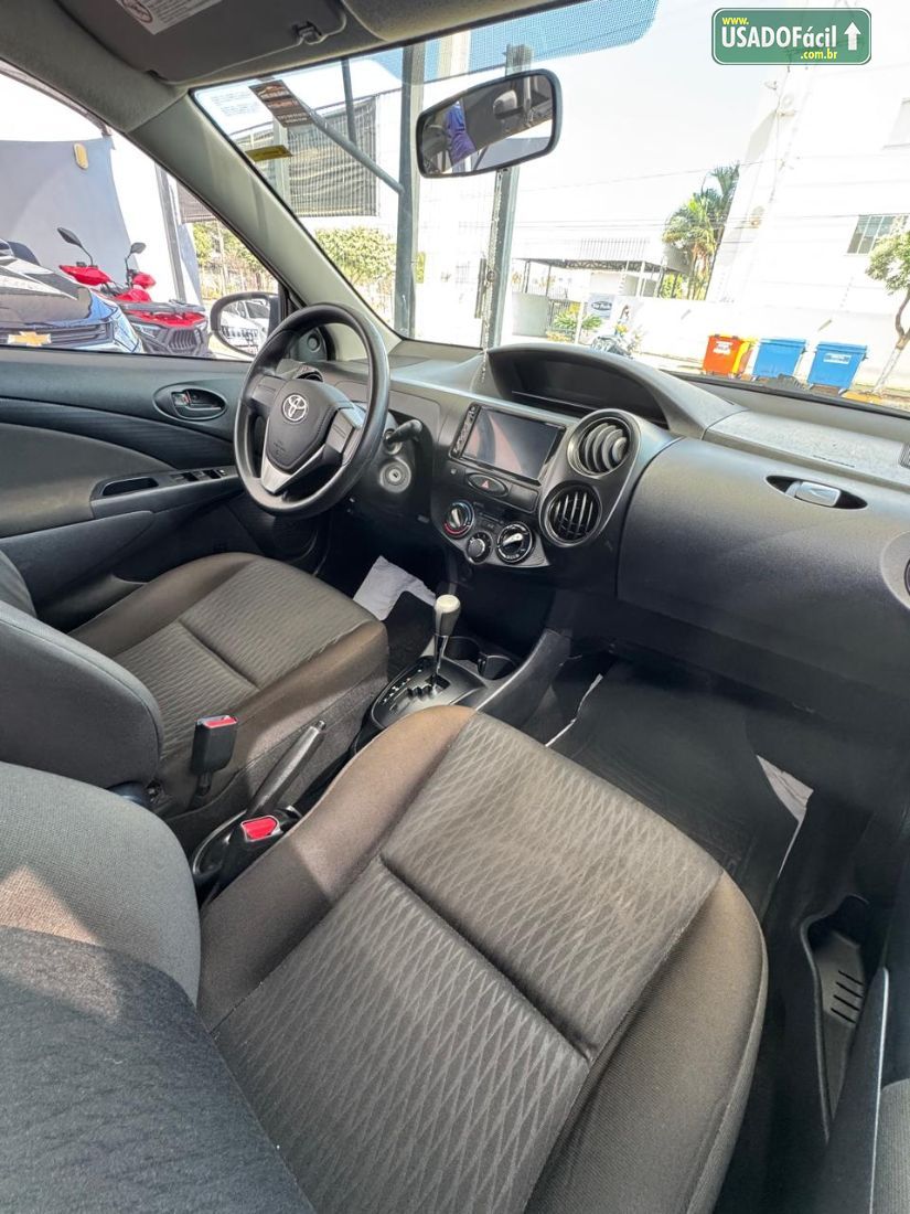 Toyota Etios Sedan X 1.5 Automático Flex 2020/2021 — foto 10 de 11