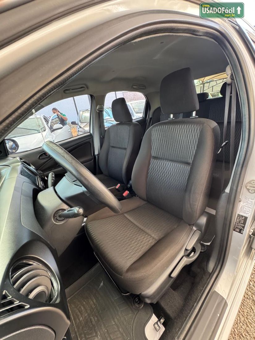 Toyota Etios Sedan X 1.5 Automático Flex 2020/2021 — foto 9 de 11