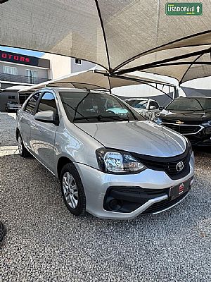 Toyota Etios Sedan X 1.5 Automático Flex