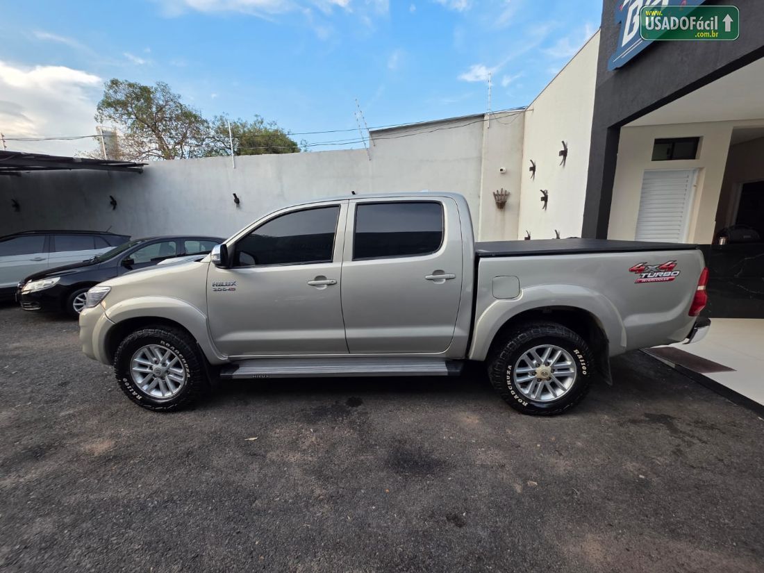 Toyota Hilux SRV CD D4-D 3.0 4x4 TDI Automático Diesel 2013/2013 — foto 6 de 10