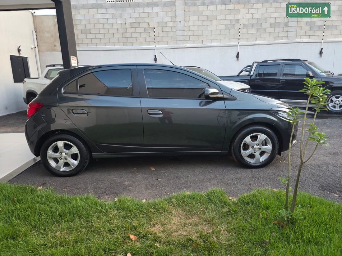 CHEVROLET/GM Onix Hatch LT 1.4 Mecânico Flex 2018/2019 — foto 3 de 10