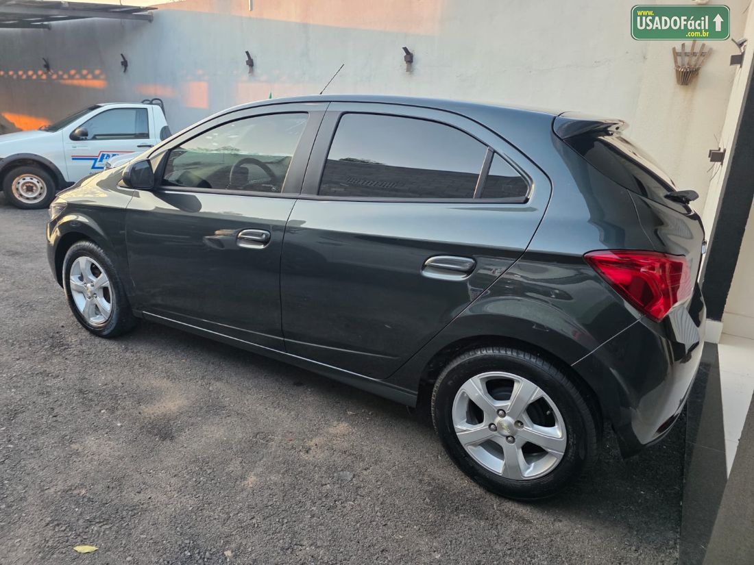 CHEVROLET/GM Onix Hatch LT 1.4 Mecânico Flex 2018/2019 — foto 5 de 10