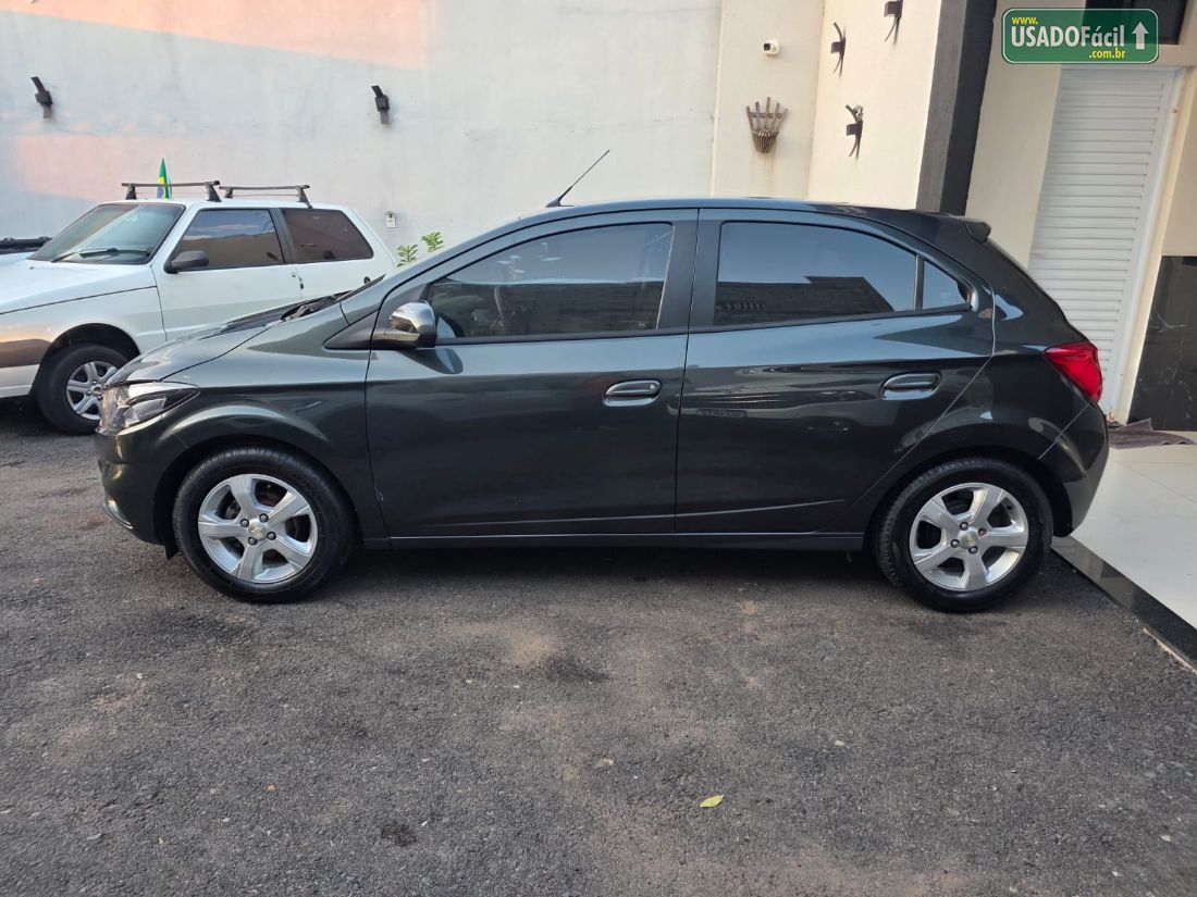 CHEVROLET/GM Onix Hatch LT 1.4 Mecânico Flex 2018/2019 — foto 6 de 10