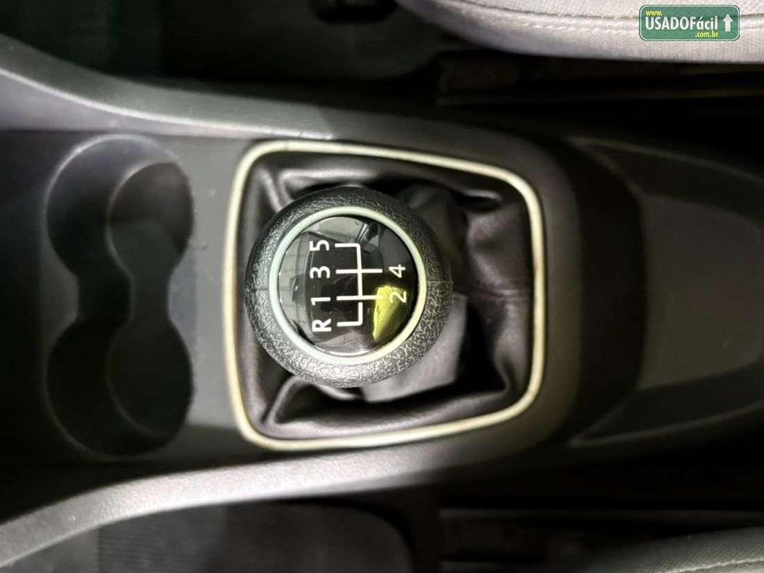Volkswagen Fox 1.6 Mi 4P Total Flex 2012/2013 — foto 12 de 14