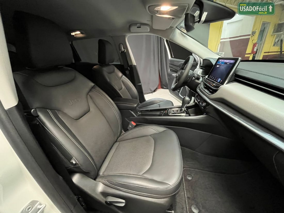 Jeep Compass Longitude Night Eagle 1.3 4x2 Automático Flex 2025/2025 — foto 16 de 18