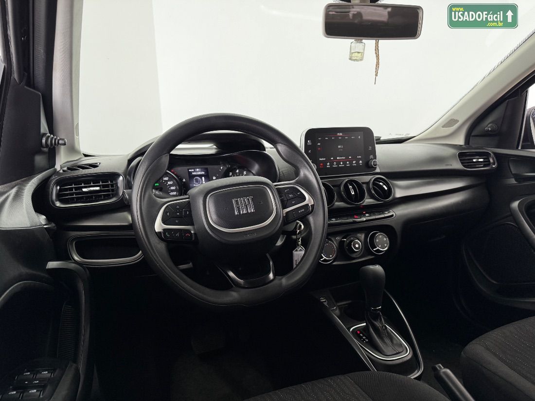 Fiat Cronos Drive 1.3 Automático Flex 2024/2025 — foto 8 de 13
