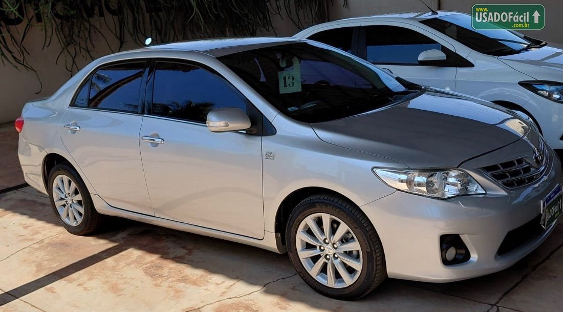 Toyota Corolla Altis 2.0 Automático Flex 2013/2013 — foto 3 de 10