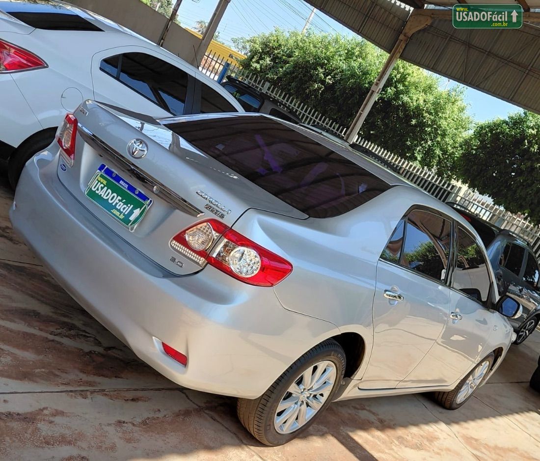 Toyota Corolla Altis 2.0 Automático Flex 2013/2013 — foto 8 de 10