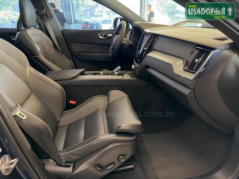 VOLVO Volvo XC 60 T-8 Ultimate Dark 2.0 AWD Híbrido 2023/2024 — foto 9 de 13