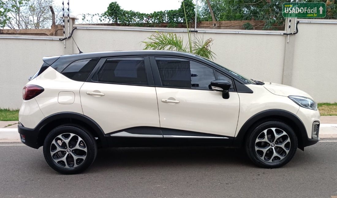 Renault Captur Intense Bose 1.6 Automático Flex 2019/2020 — foto 4 de 9