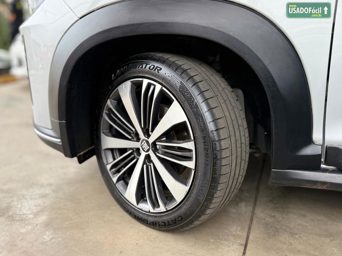 Fiat Fastback Audace 200 Turbo Automático Híbri­do 2024/2025 — foto 17 de 18