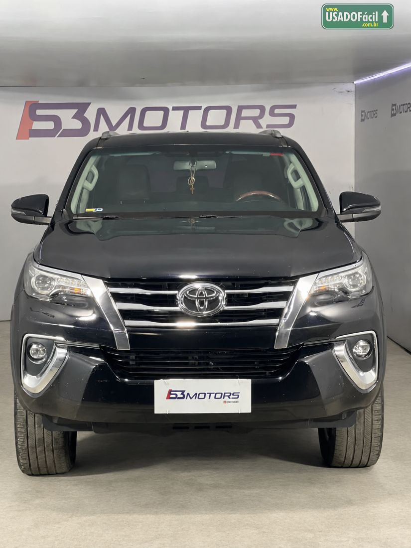 Toyota Hilux SW4 SRX 2.8 4x4 TDI Automático Diesel 2018/2018 — foto 2 de 10