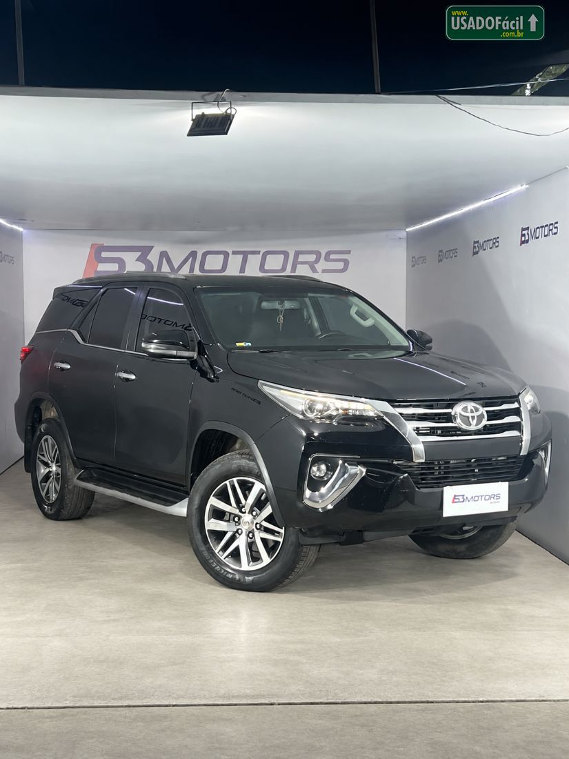 Toyota Hilux SW4 SRX 2.8 4x4 TDI Automático Diesel 2018/2018 — foto 3 de 10