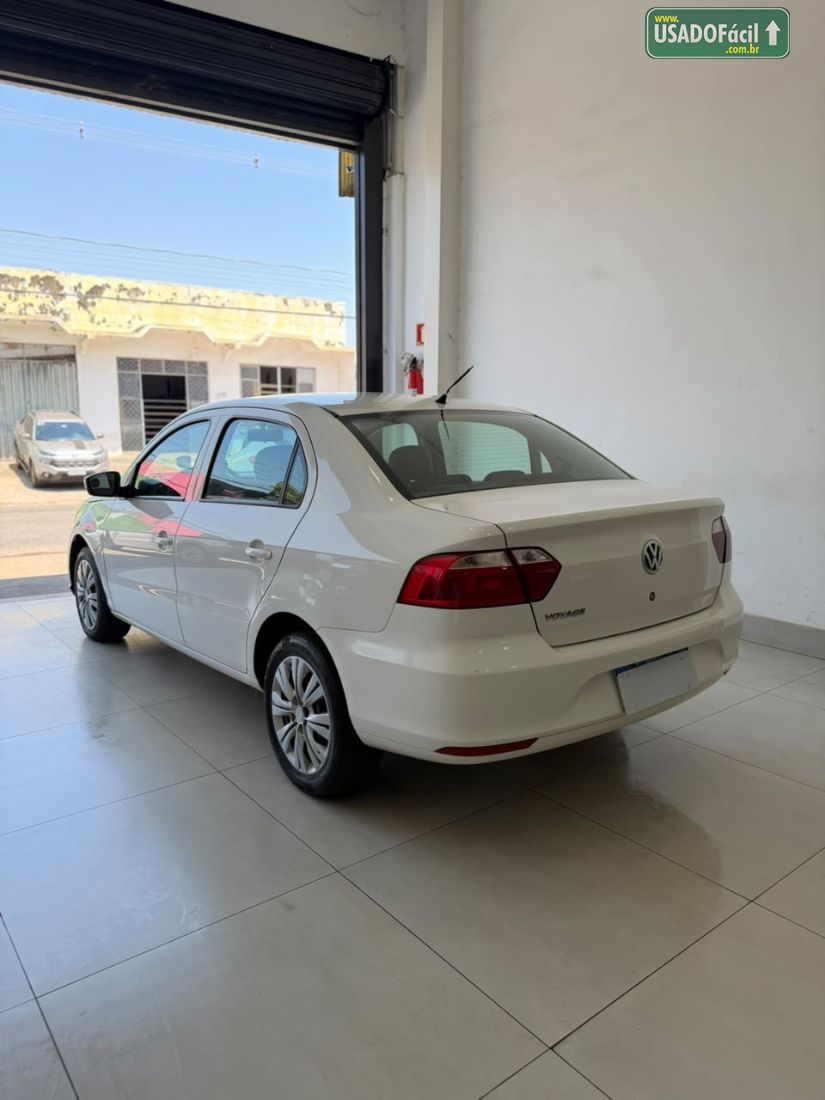 Volkswagen Voyage 1.0 Flex 2022/2023 — foto 4 de 8