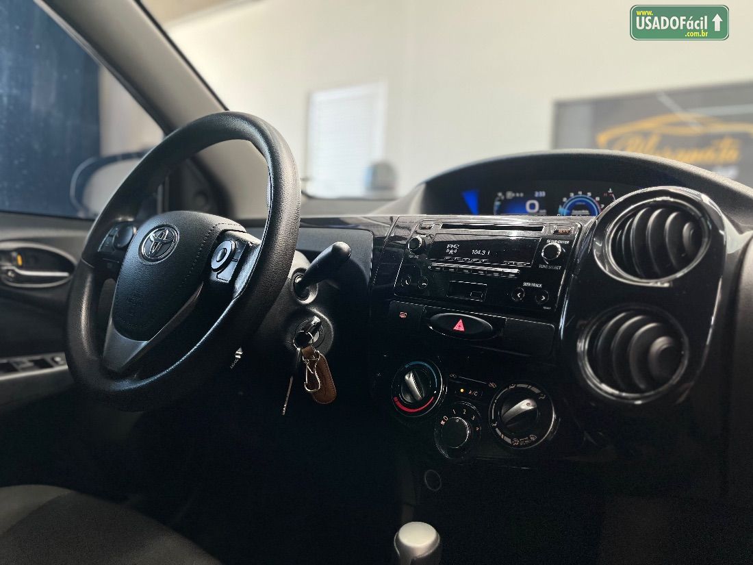 Toyota Etios Sedan X Plus 1.5 Automático Flex 2018/2019 — foto 13 de 24