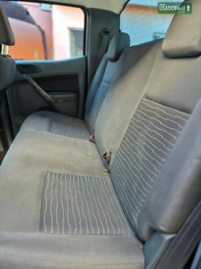 Ford Ranger XLS CD 2.2 4x4 Mecânico Diesel 2014/2015 — foto 11 de 13