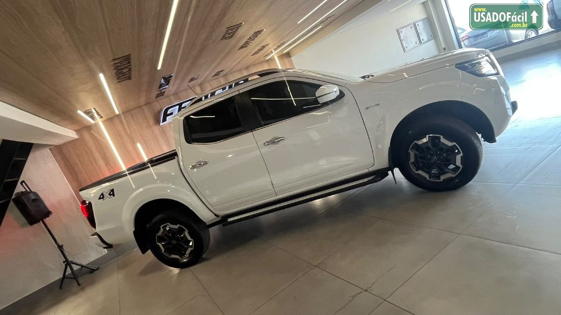 Nissan Frontier Platinum CD 2.3 Bi-Turbo Automático Diesel 2024/2025 — foto 3 de 11