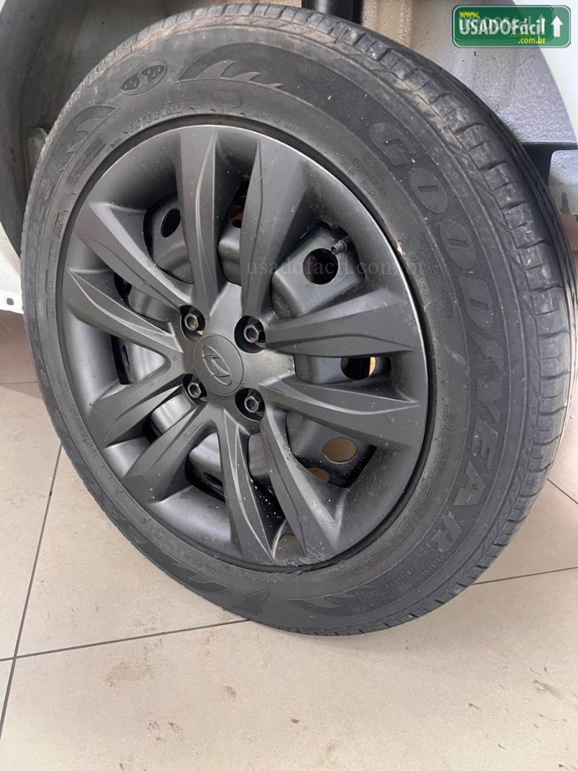 RENAULT Clio 1.0 Hi-Power 5P 2013/2014 — foto 11 de 11