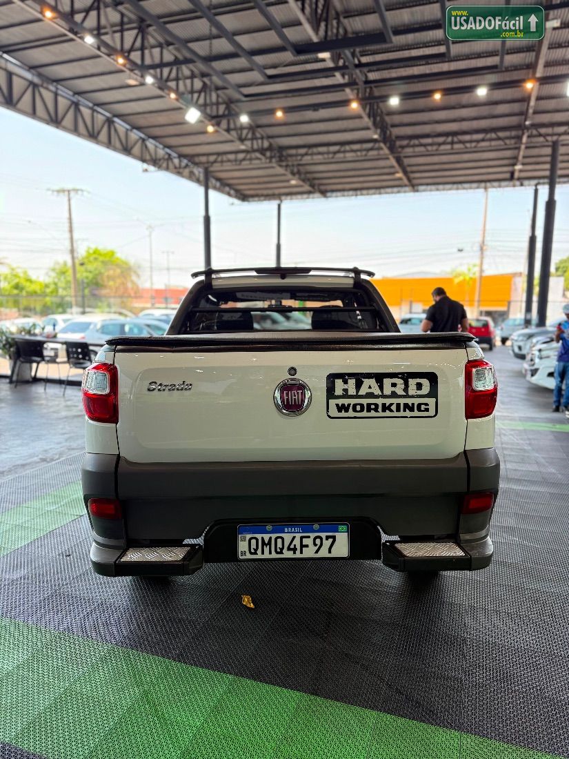 Fiat Strada Hard Working CE 1.4 Fire Flex 2017/2018 — foto 4 de 12